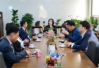 부산광역시의회 운영위원회 의원접견