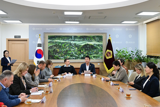 우크라이나 대표단 접견