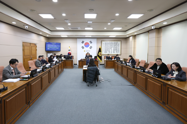 제333회 정례회 운영위원회 회의 이미지