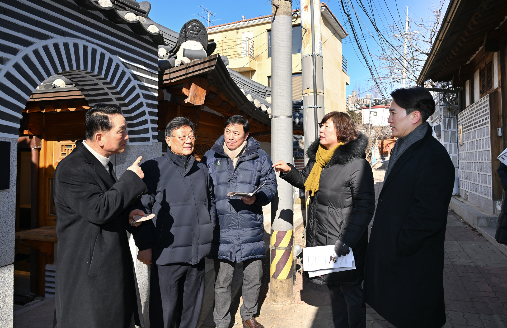 제333회 정례회 폐회중 주택공간위원회 미리내집 연계형 공공한옥 현장 방문 이미지