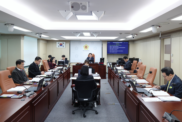 제334회 임시회 환경수자원위원회 회의