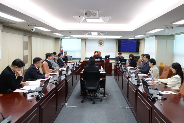 제334회 임시회 서울교통공사사장 인사청문 특별위원회 회의 이미지