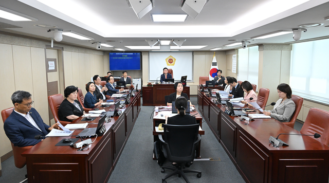 제338회 임시회 폐회중 문화체육관광위원회 회의 이미지
