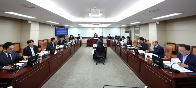 제339회 임시회 교육위원회 회의 이미지